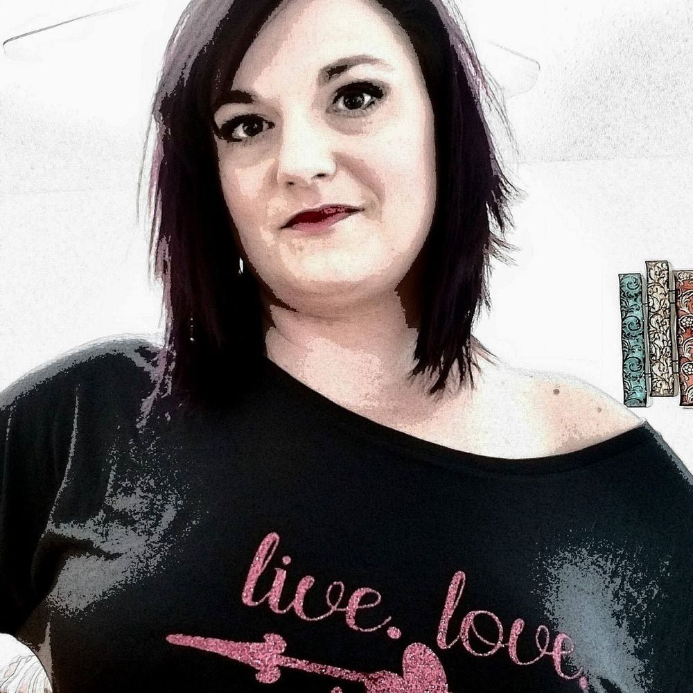 Meet your Posher, Tiffany